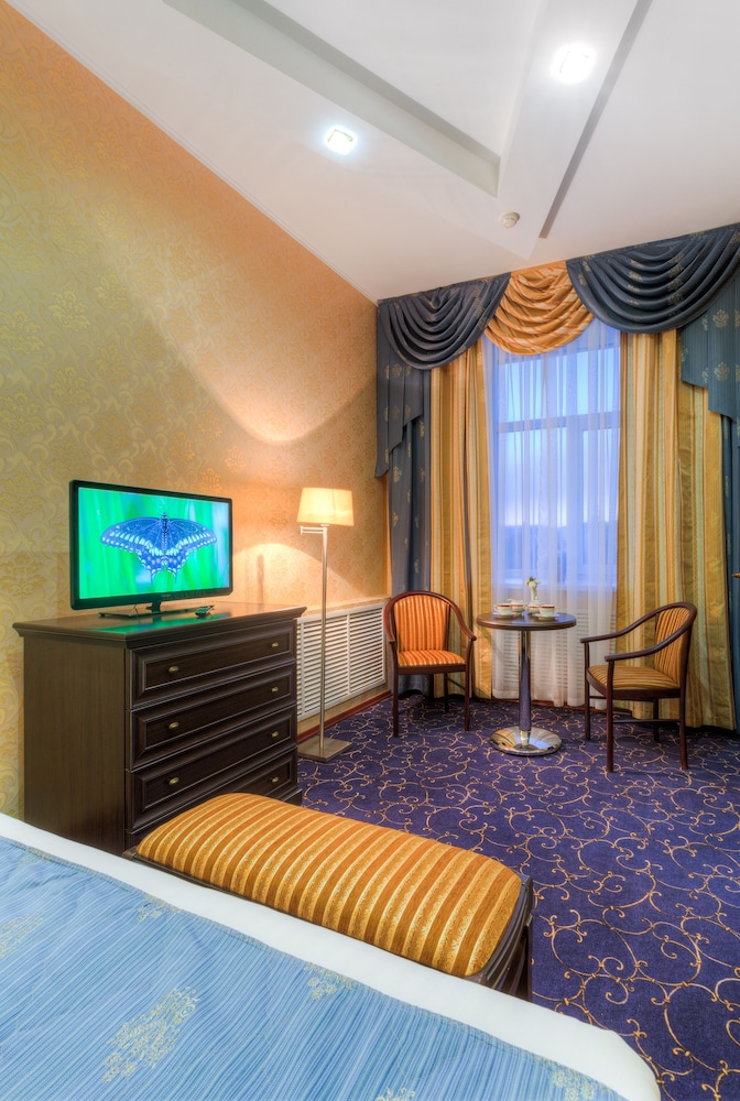Suite photo 1
