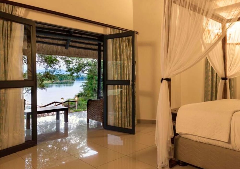 Luxury Double or Twin Room photo 2