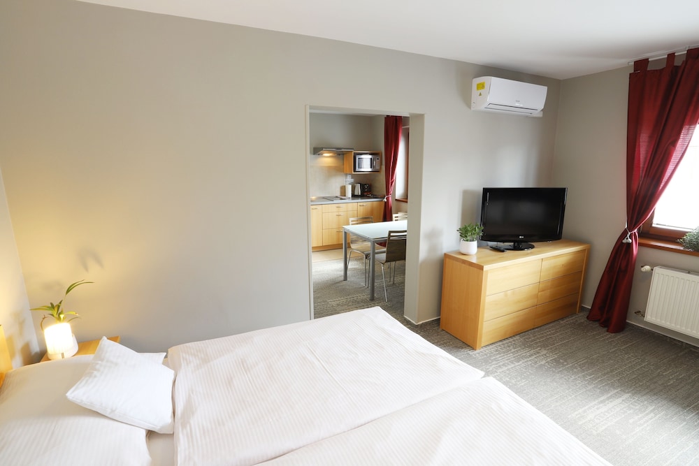 Family Studio Suite, 1 Bedroom photo 1