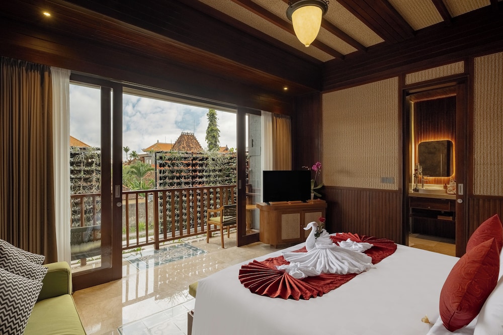Suite, Garden View
