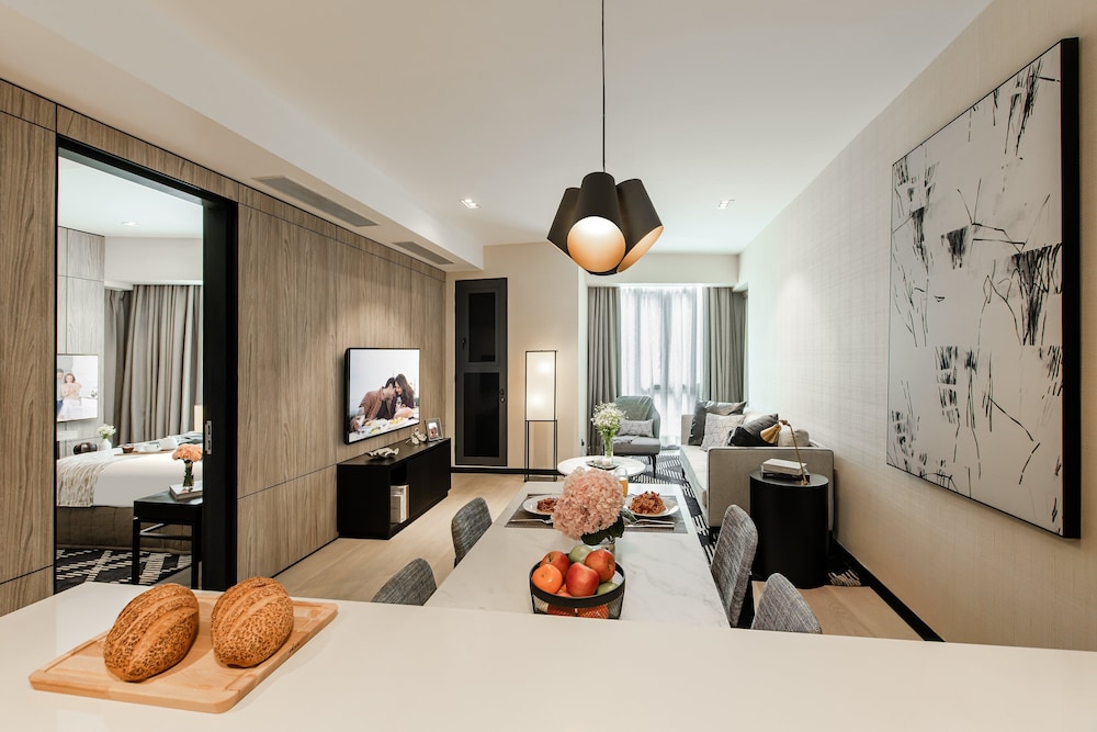 Executive Apartment, 1 Bedroom (KLCC view) thumbnail 5