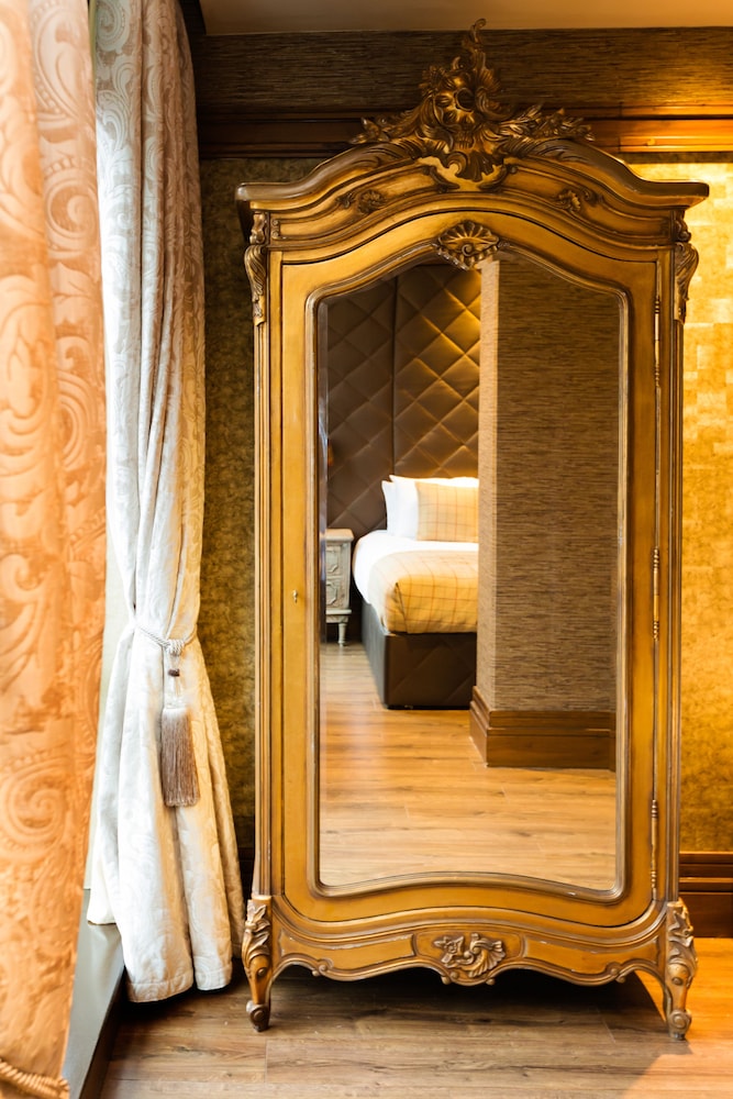 Luxury Room, Accessible (Sleeps 4)