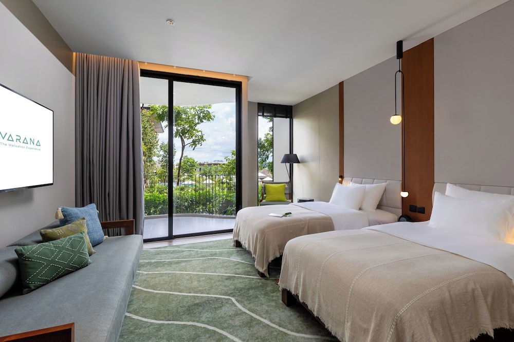 Luxe Ocean View Twin - Photo 4