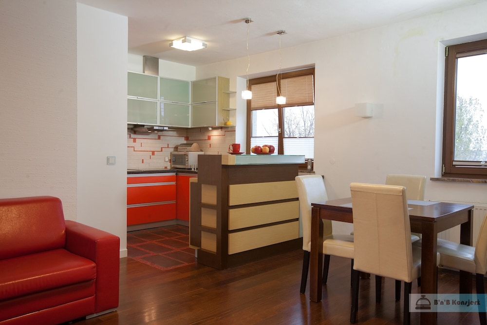Apartment - Photo 8