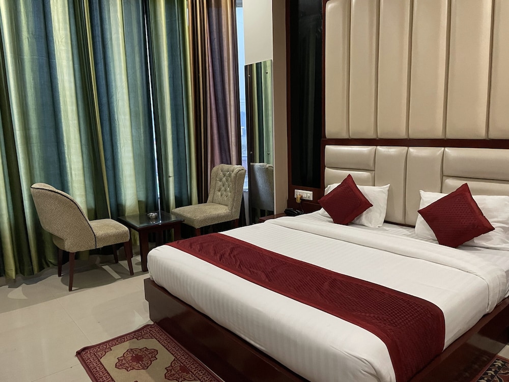 Luxury Room