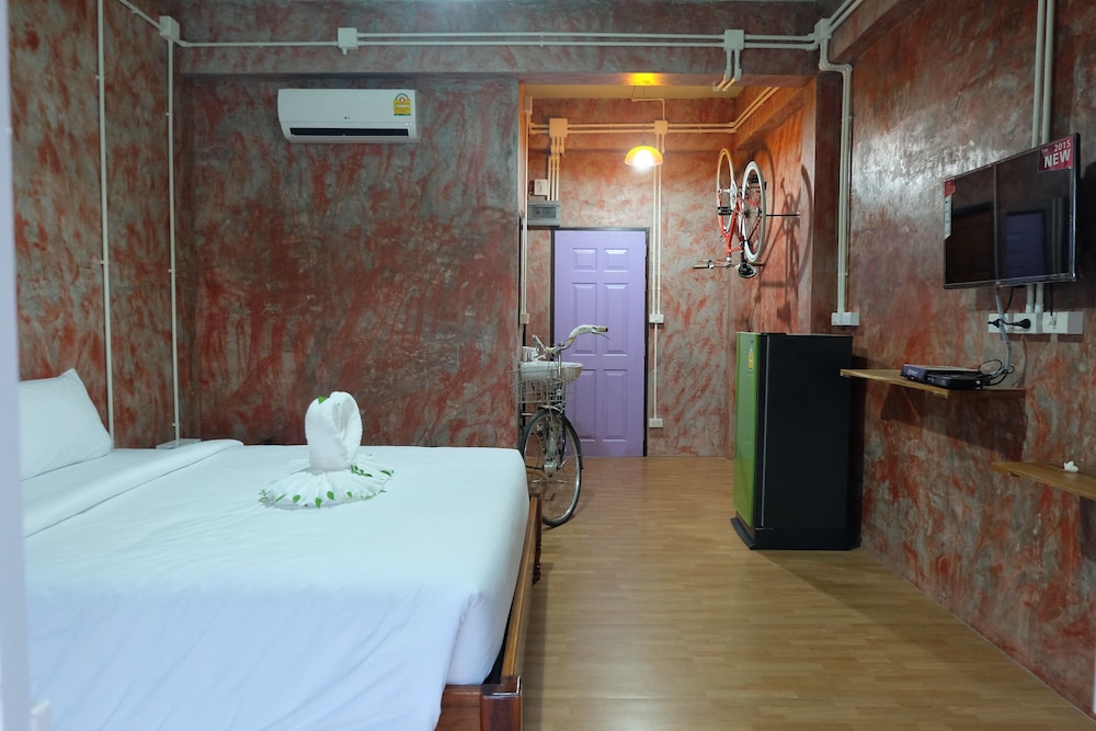 King Room with Balcony photo 3