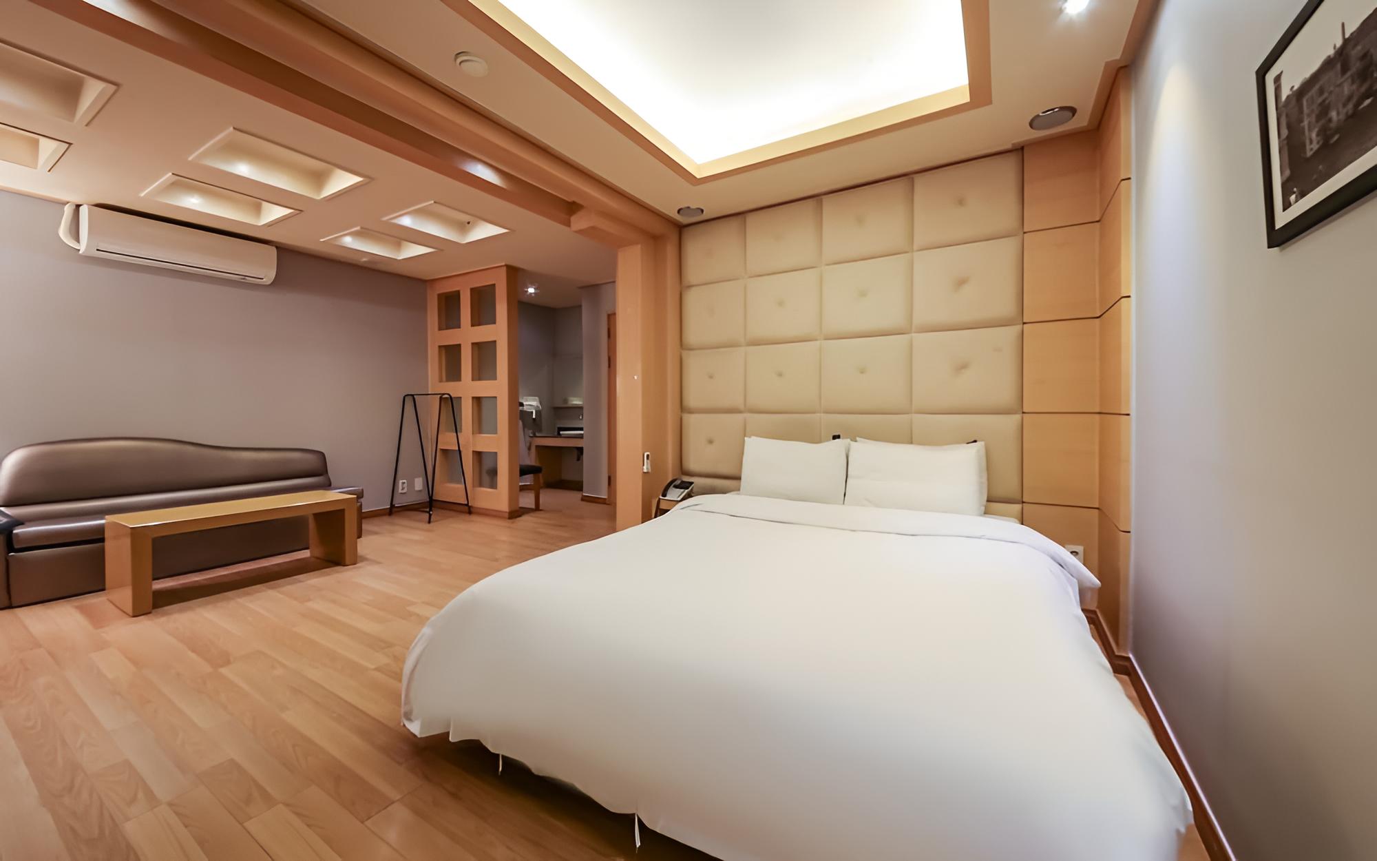 Room (Premium double) - Photo 5