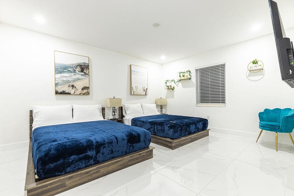 Fresh Luxe Villa w Heated Pool Grill Chill Spots, Billede 9