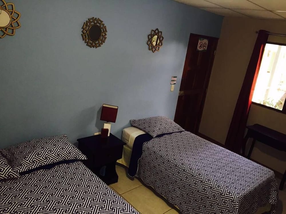 Habitacion Triple Confort (A/C) photo 3