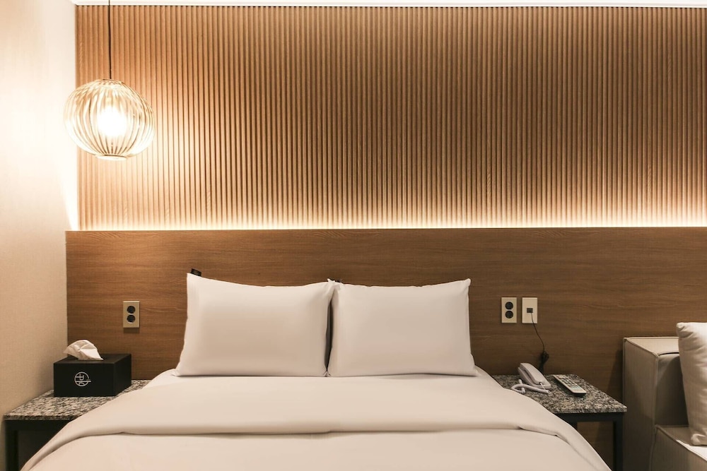 Standard Double Room - Photo 1