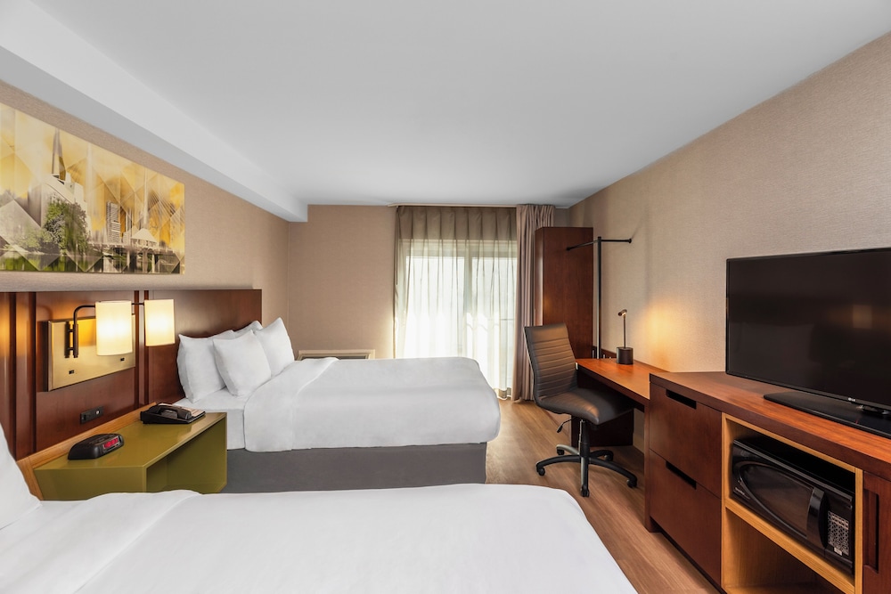Room, 2 Queen Beds, Non Smoking - Photo 4