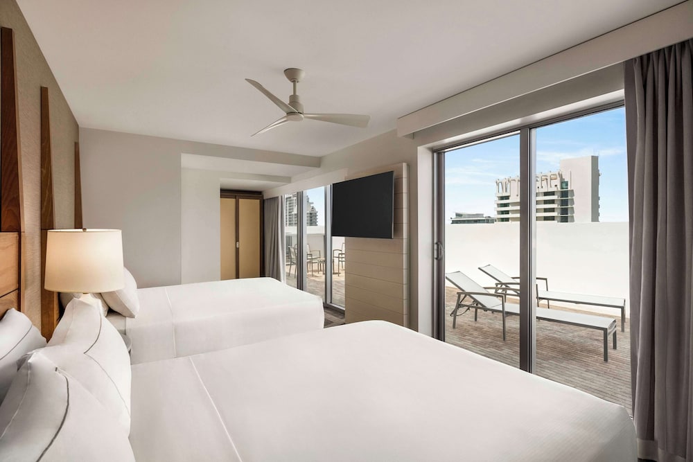 Suite, Multiple Beds, Terrace photo 3