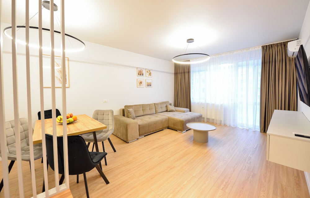 Apartment, 1 Bedroom, Smoking, Balcony