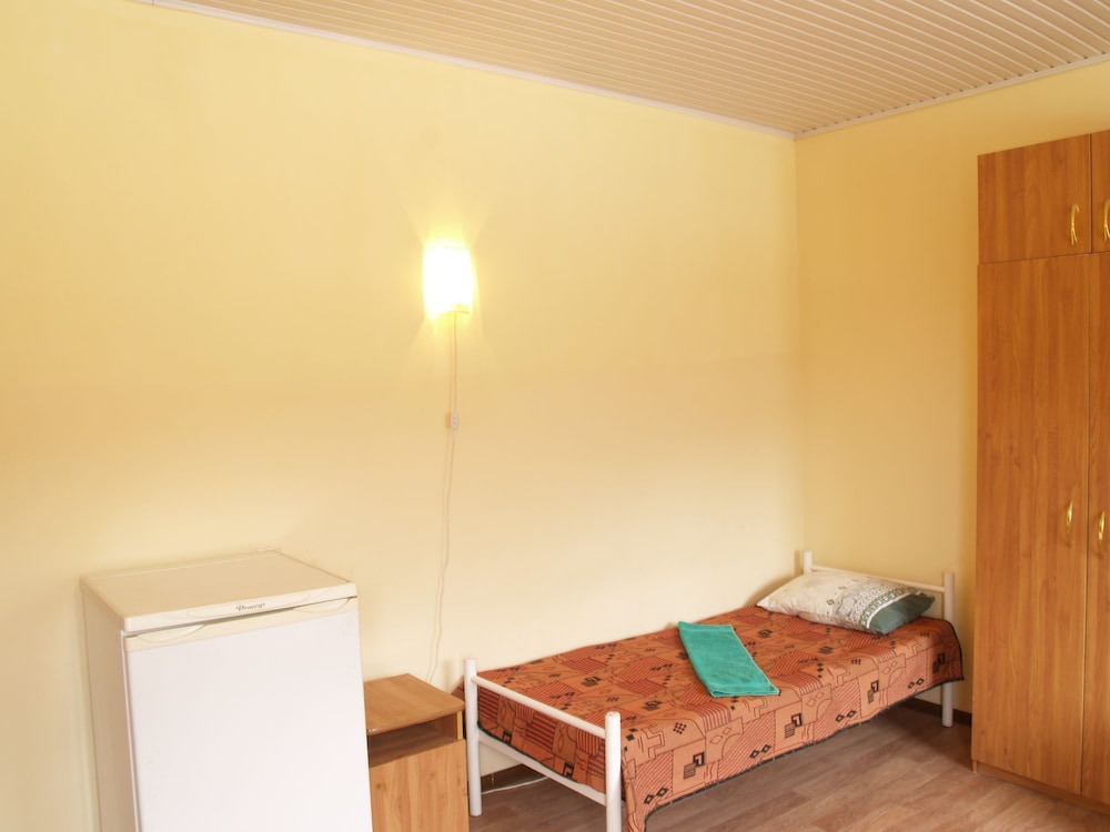 Bed In 6-Bed Mixed Dormitory Room