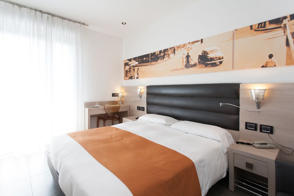 Single Room - Photo 3