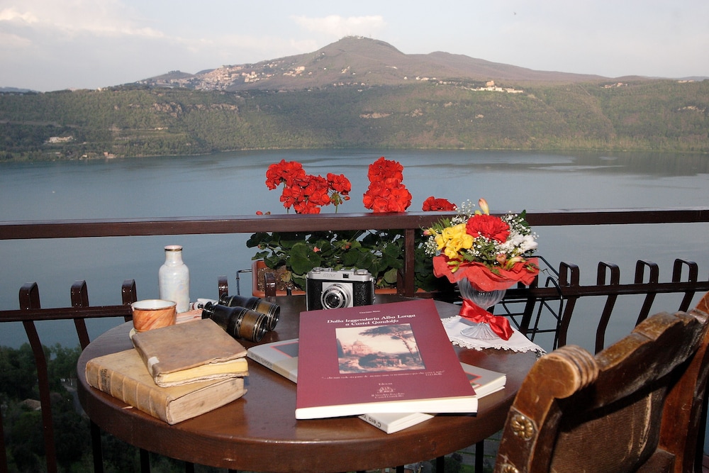 Superior Double Room, Lake View - Photo 1