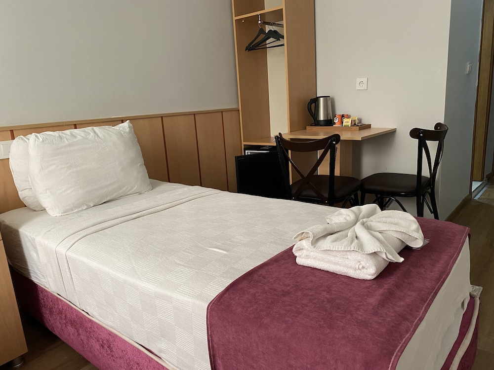 Economy Single Room, 1 Twin Bed, Accessible photo 2
