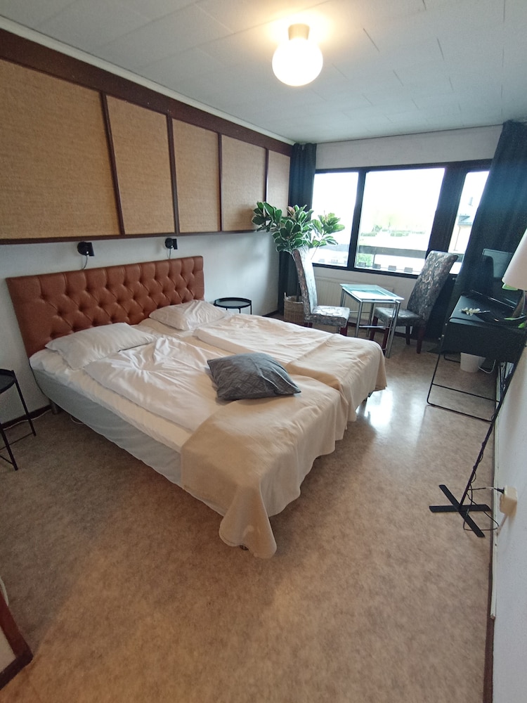 Basic Double Room photo 1
