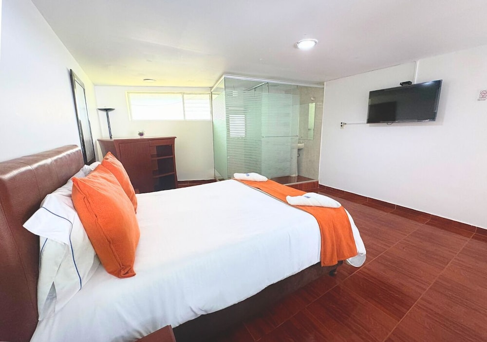 Double Room, Balcony, Pool View photo 3