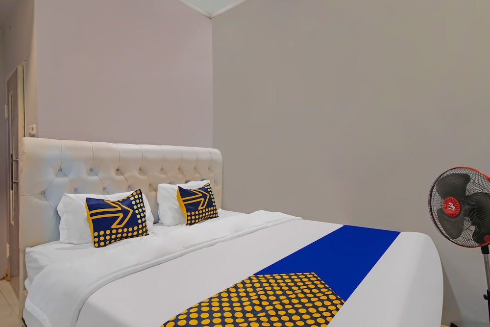 Double Room - Photo 7