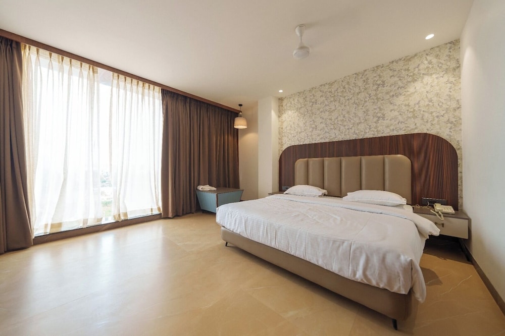 Luxury Room