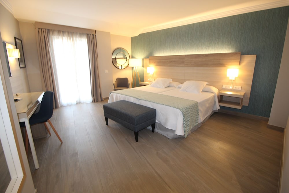 Superior Room - Photo 7