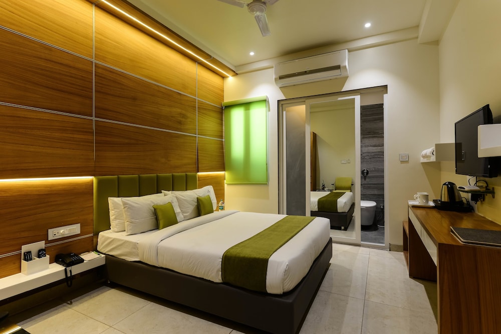 Business Room, 1 Double Bed - Photo 1