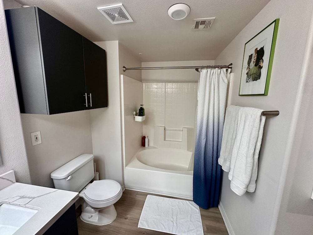 Allura Little Italy - 2 BR in Downtown s Top Spot, Bild 6