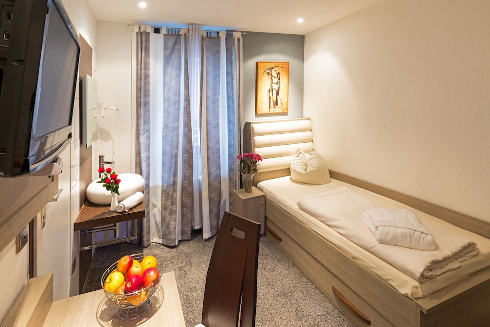 Superior Single Room photo 3