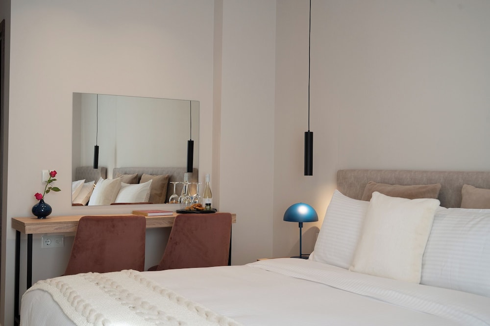 Superior Triple Room - Photo 3