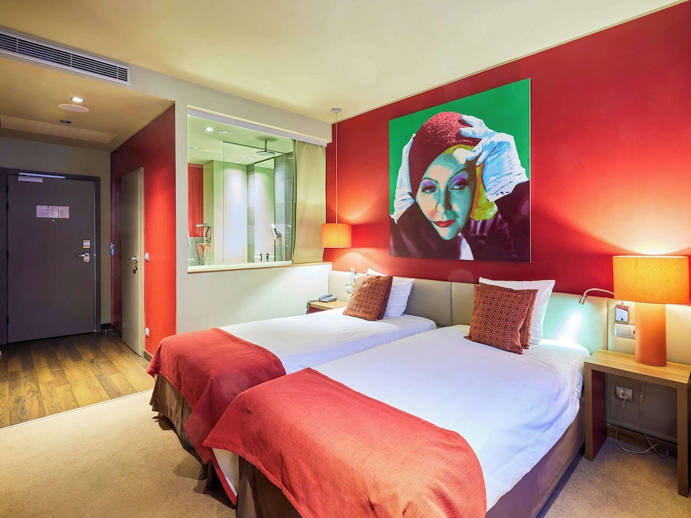 Standard Room, 2 Twin Beds, Non Smoking - Photo 1