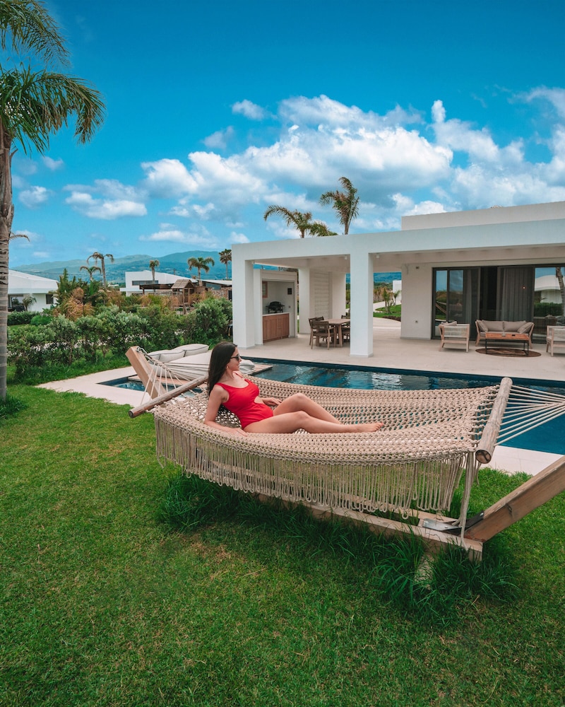 2 Bedroom villa with Tesla photo 2