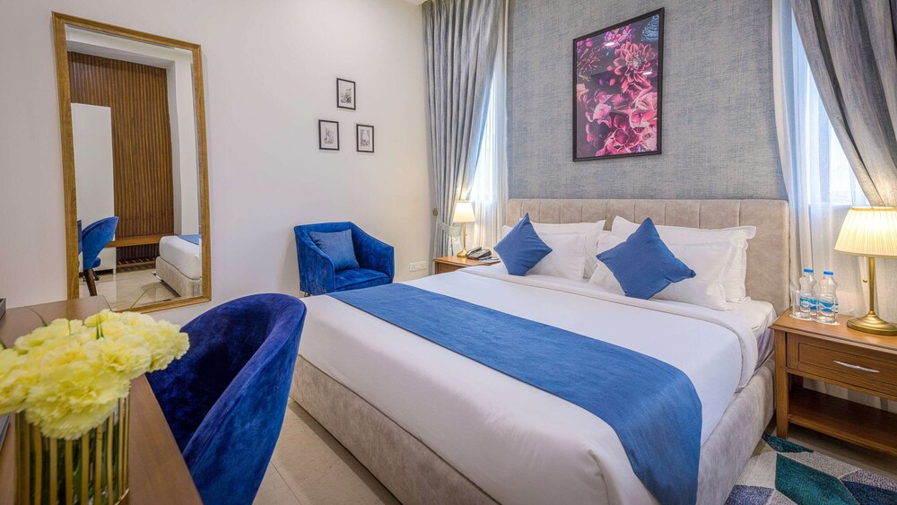 Standard Room, 1 Double Bed, Non Smoking - Photo 7
