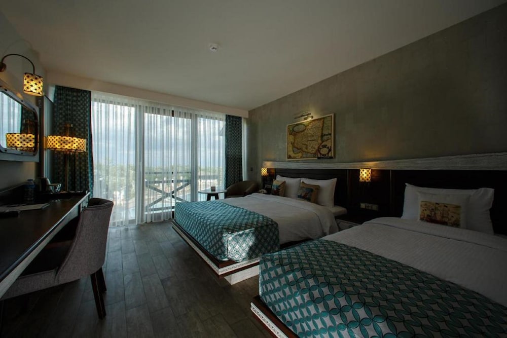 Superior Double or Twin Room photo 3