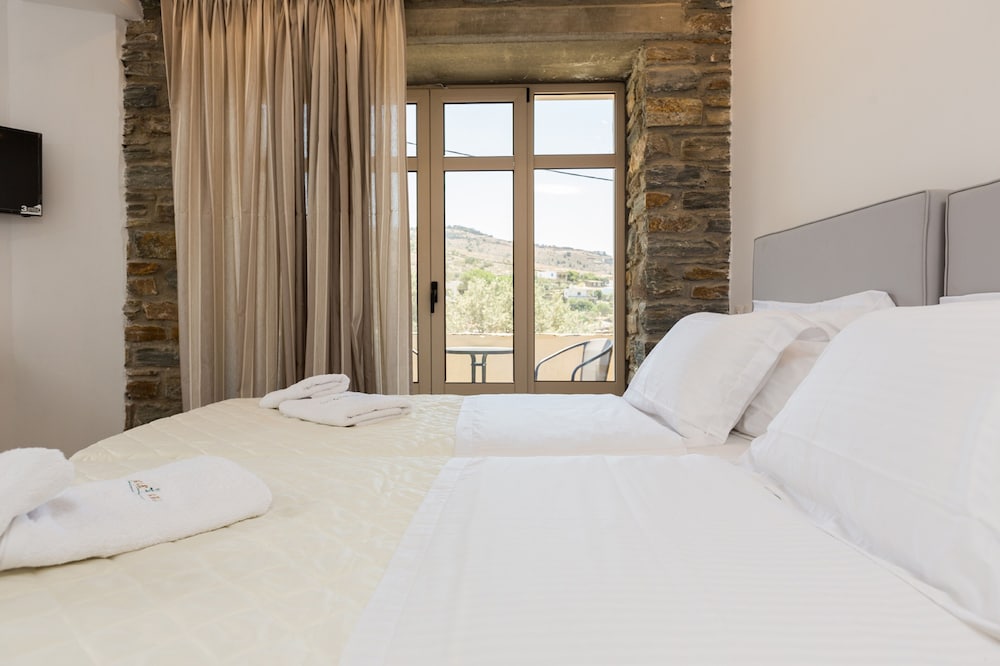 Comfort Double or Twin Room, Partial Sea View