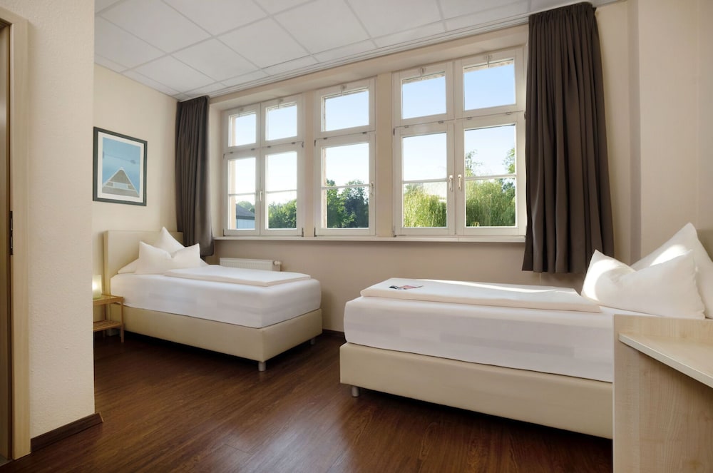 Twin Room photo 2