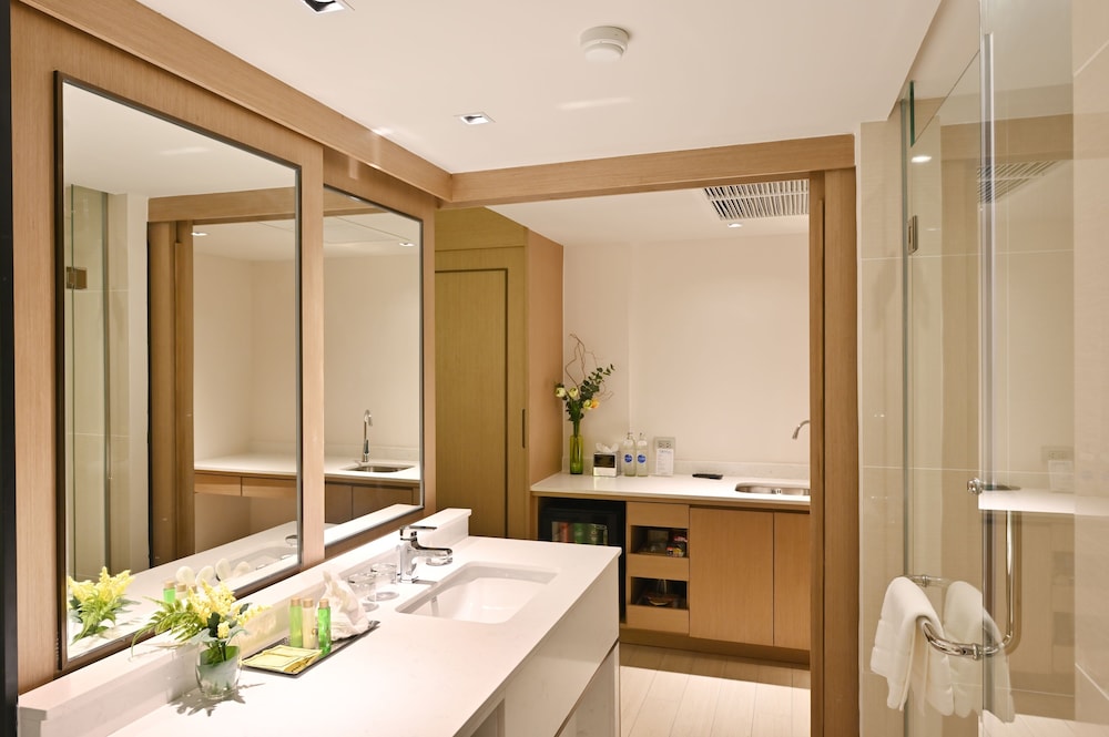 Royal Suite - Photo 35