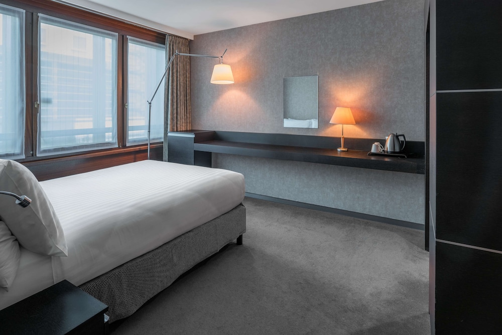 Room, 1 Queen Bed, Accessible - Photo 1