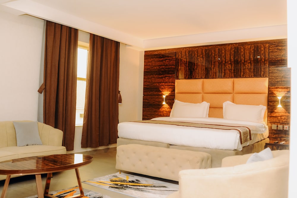 Luxury Room, 1 Double Bed, Non Smoking, City View photo 1