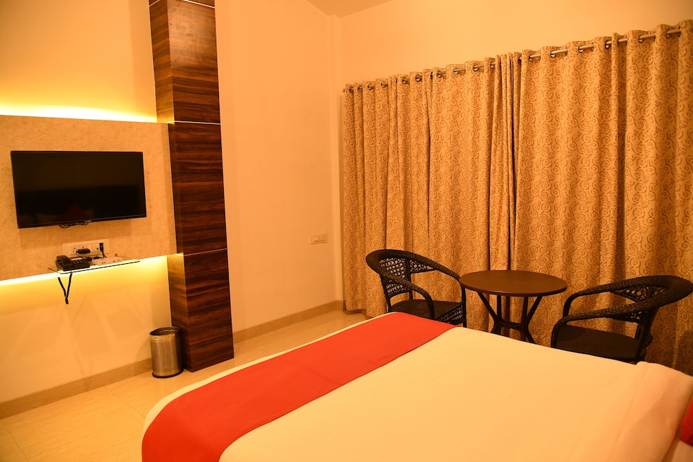 Standard Room, 1 Double Bed, Non Smoking - Photo 5