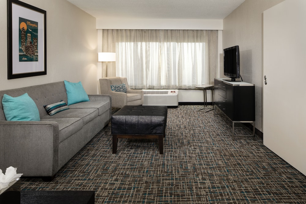 Junior Suite, 1 King Bed with Sofa bed photo 3