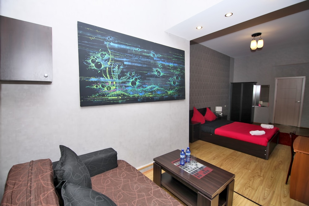 Comfort Family Room photo 2