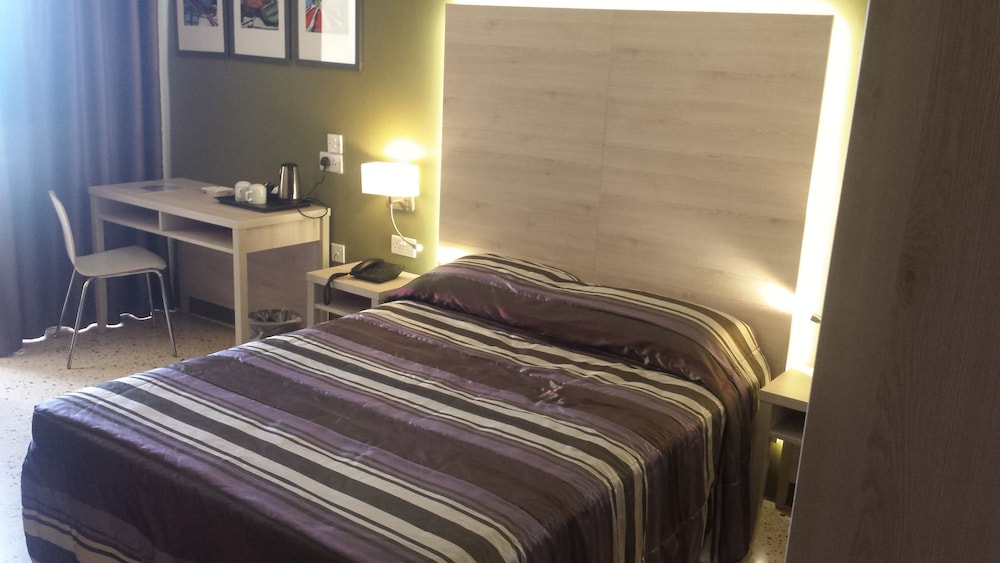 Sala de Diseño (Vista de Calle)