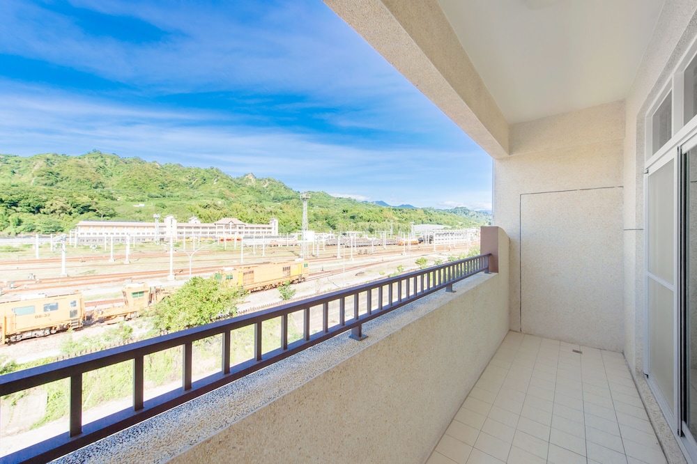Double Room, Balcony - Photo 9
