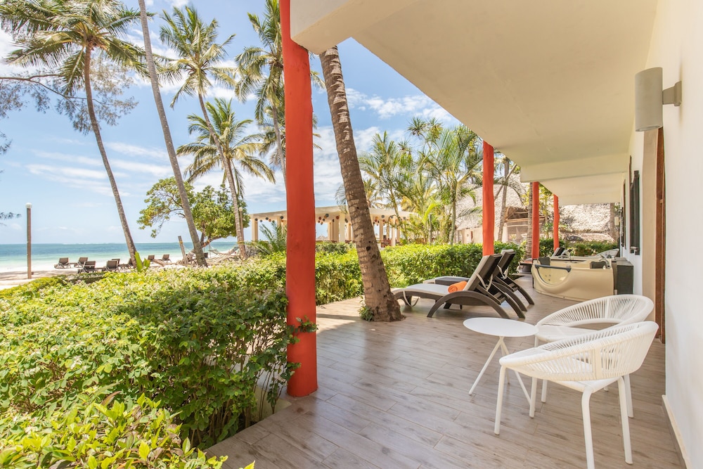 Suite, 1 Double Bed, Sea View, Sea Facing