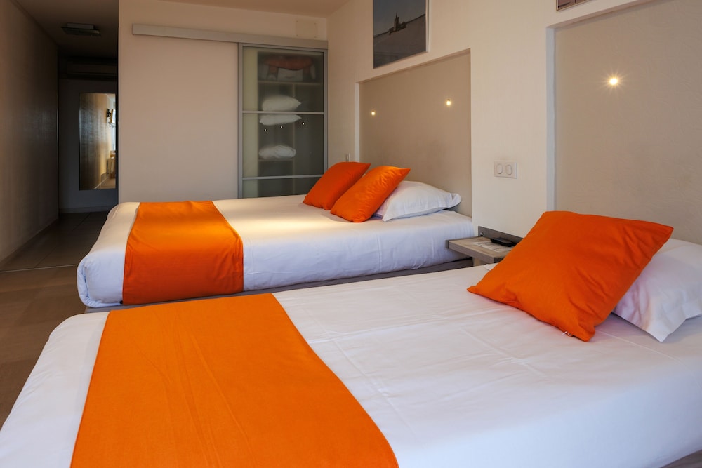 Family Triple Room photo 3