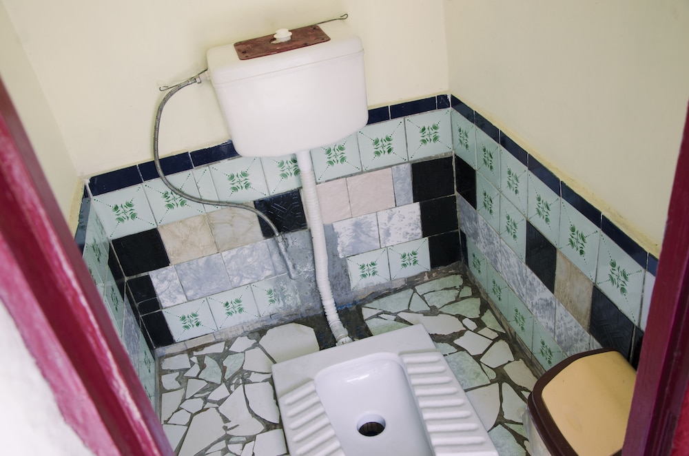 Economy Quadruple Room, Shared Bathroom photo 2