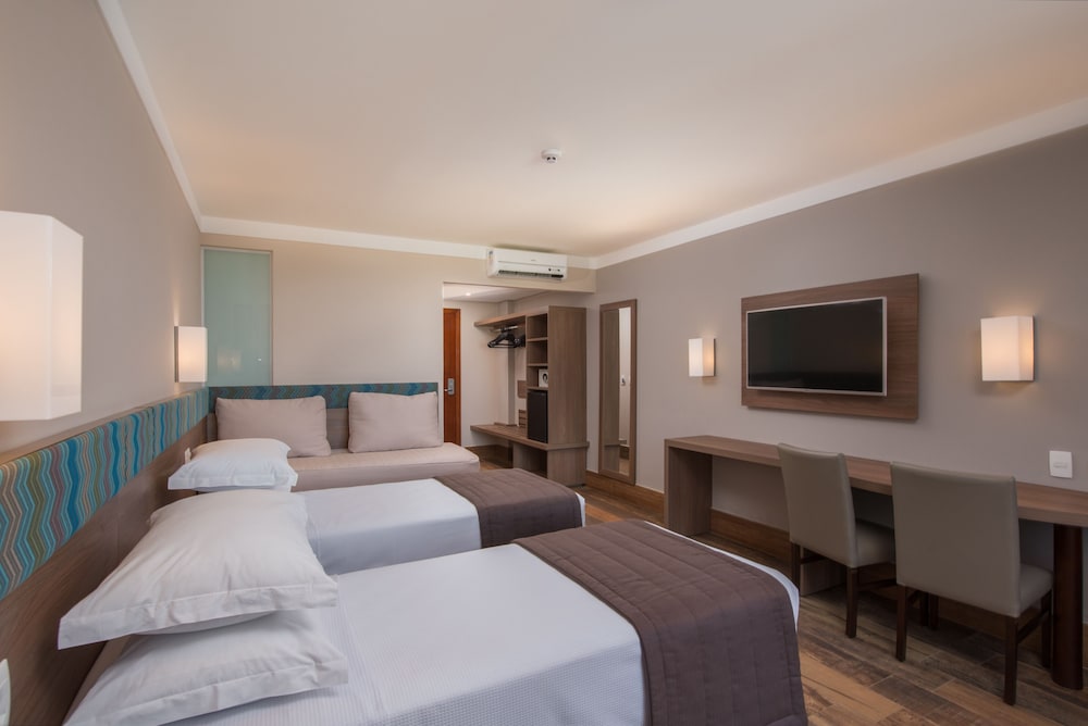 Superior Triple Room, Sea View - Photo 11