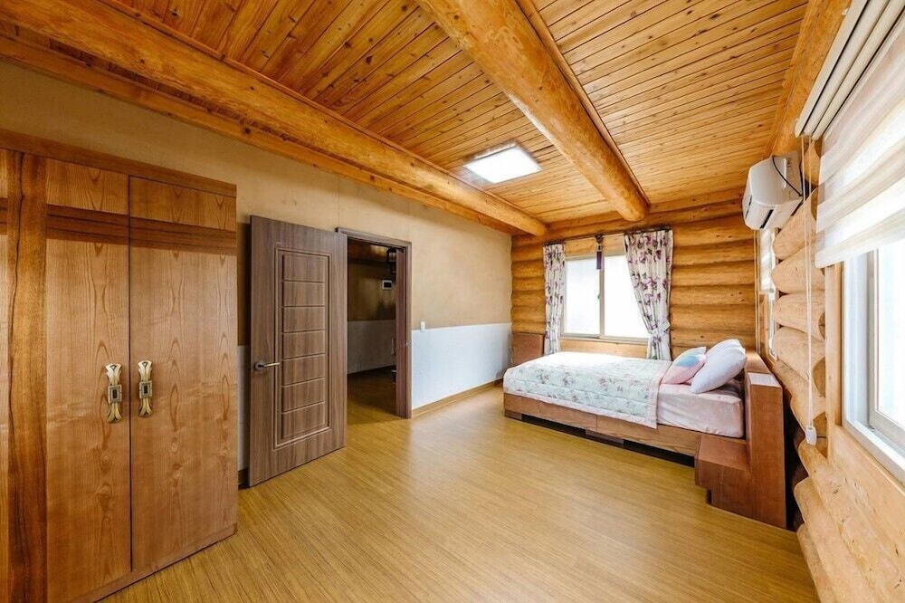 Room (Tongnamu Bang) - Photo 9
