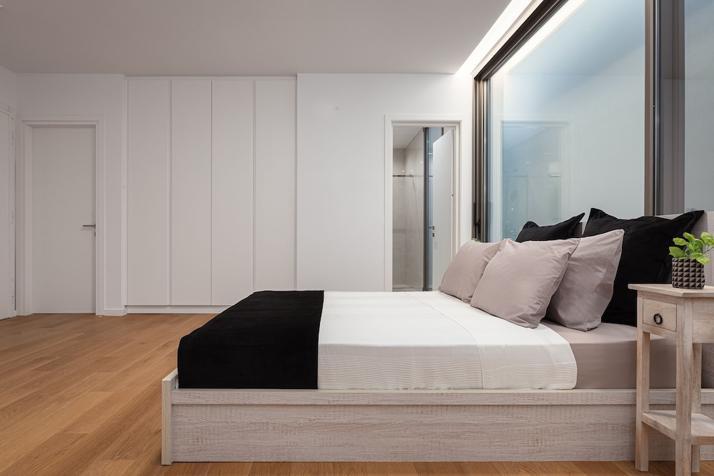 Signature Apartment photo 3